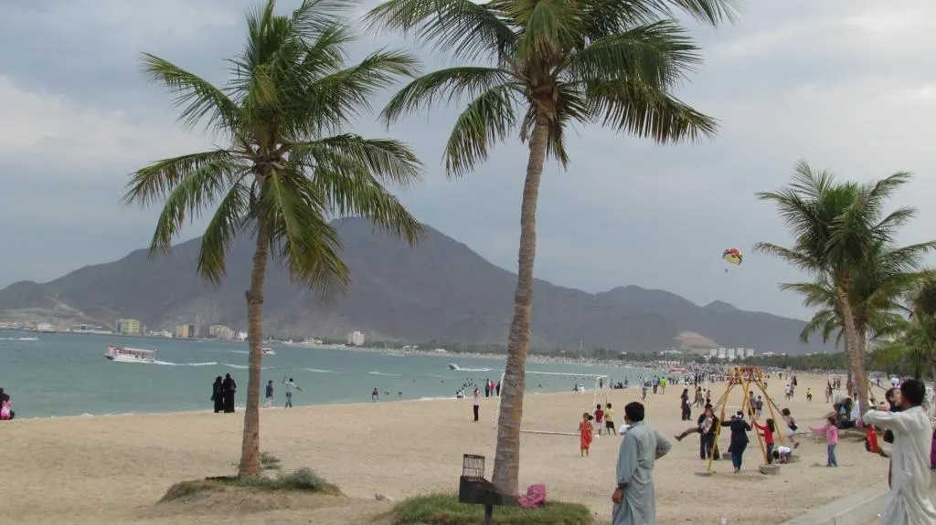 Khorfakkan Beach Sharjah — beach and corniche