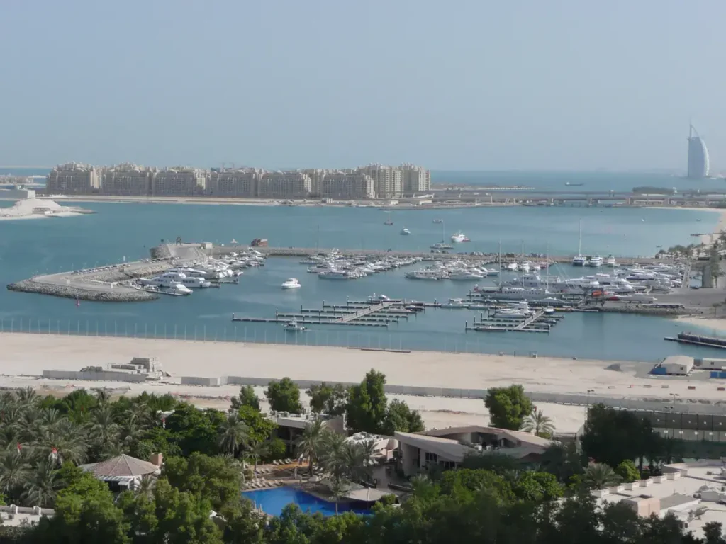 Marina Beach Dubai — Dubai Marina waterfront
